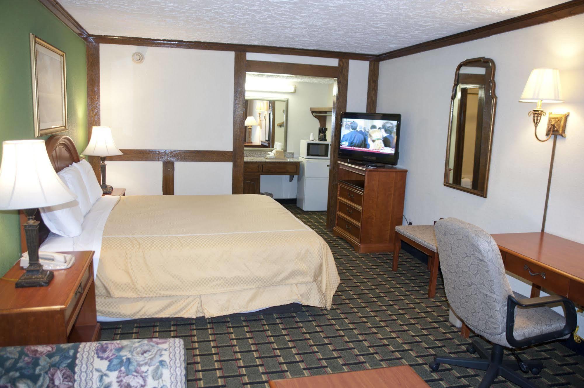 Victorian Inn & Suites Nacogdoches Ngoại thất bức ảnh