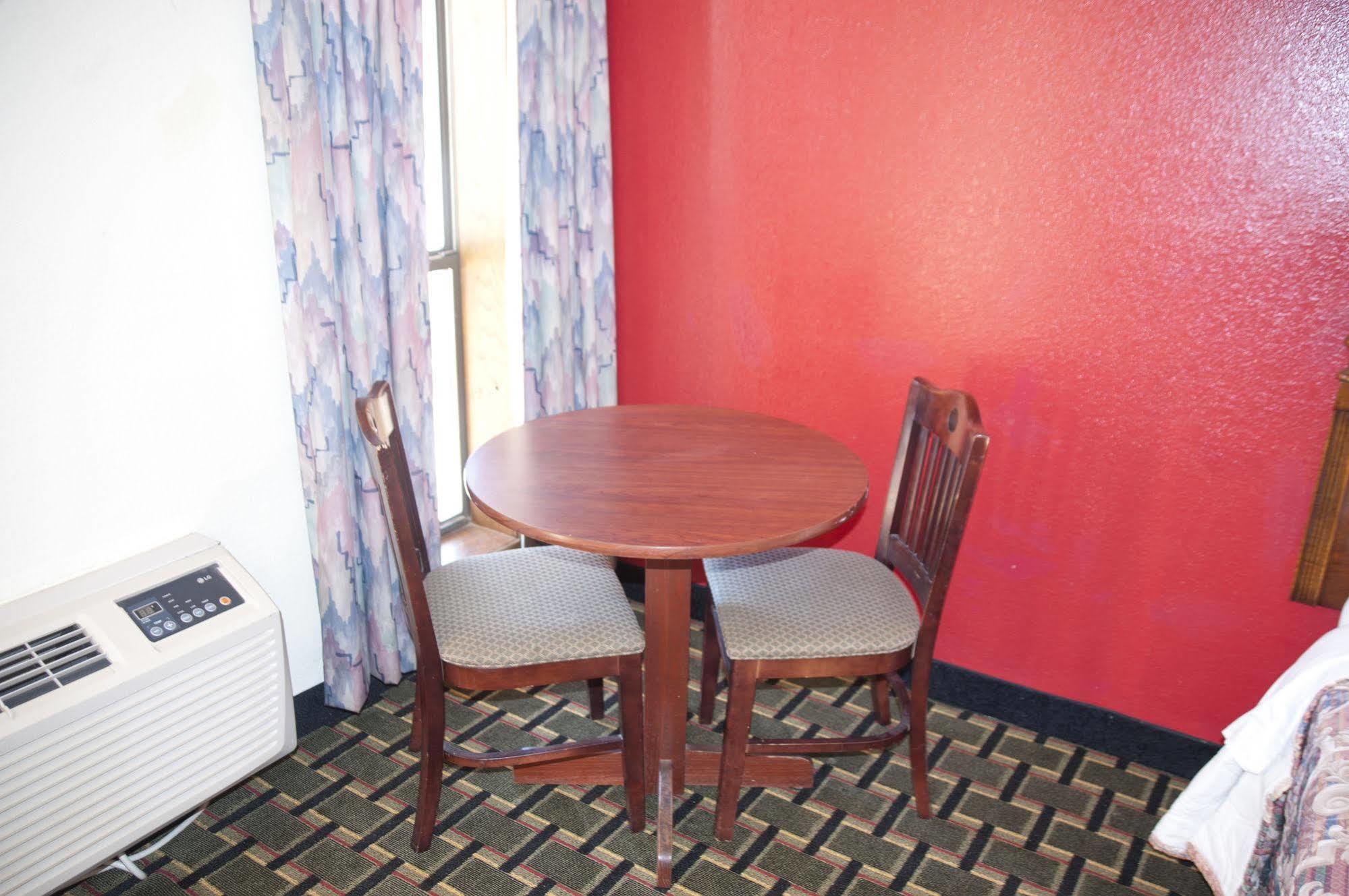 Victorian Inn & Suites Nacogdoches Ngoại thất bức ảnh