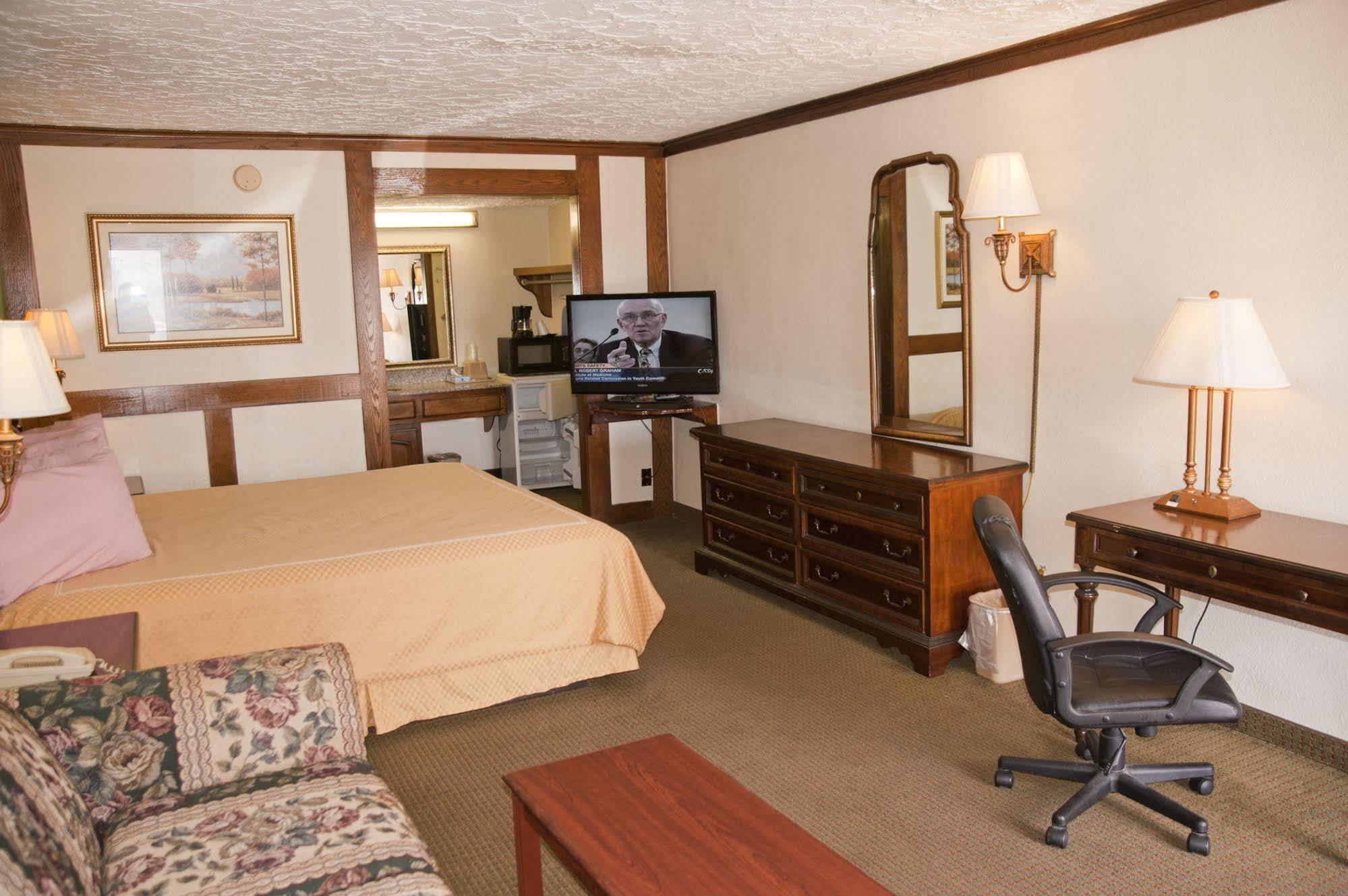 Victorian Inn & Suites Nacogdoches Ngoại thất bức ảnh