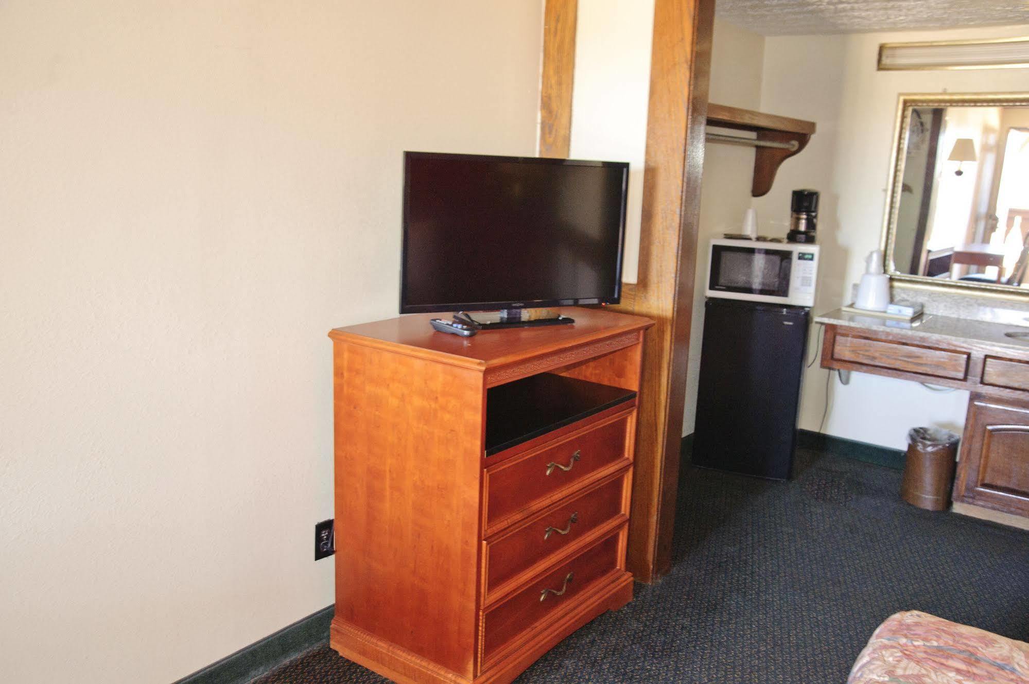 Victorian Inn & Suites Nacogdoches Ngoại thất bức ảnh