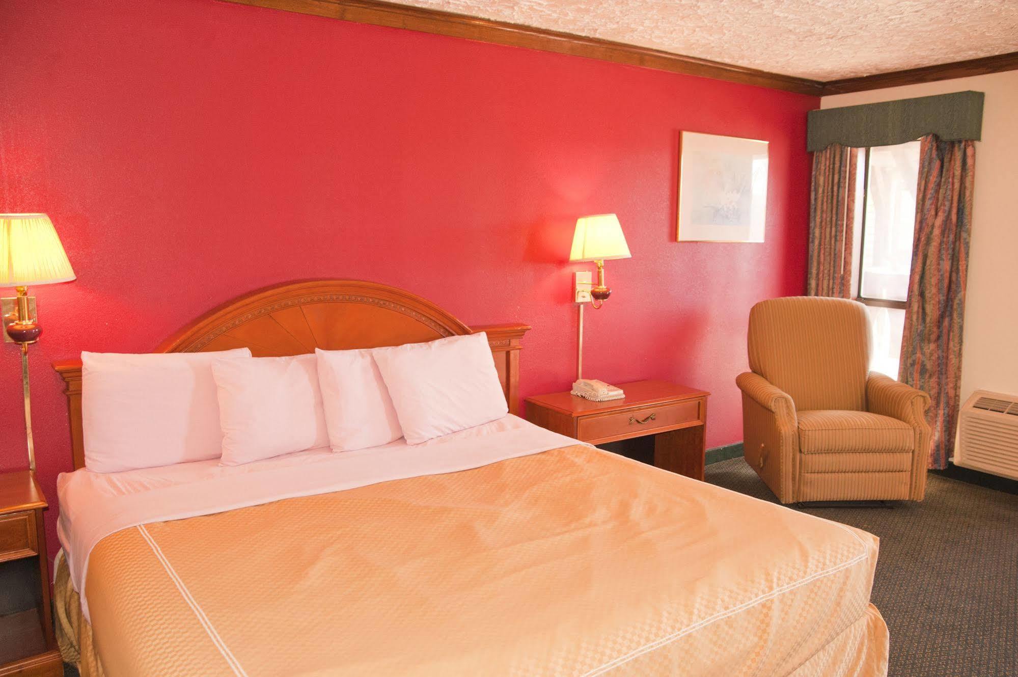 Victorian Inn & Suites Nacogdoches Ngoại thất bức ảnh
