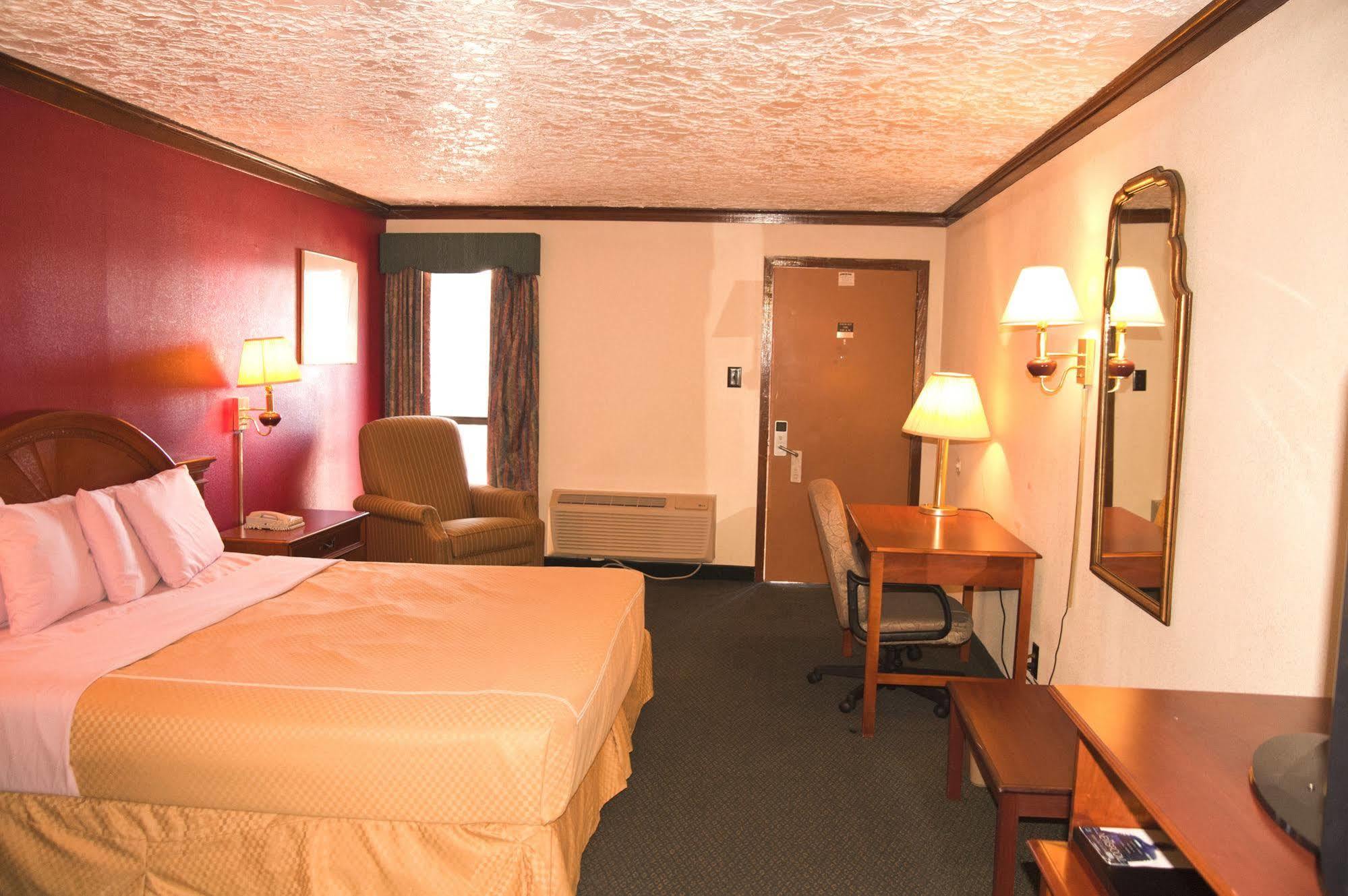 Victorian Inn & Suites Nacogdoches Ngoại thất bức ảnh