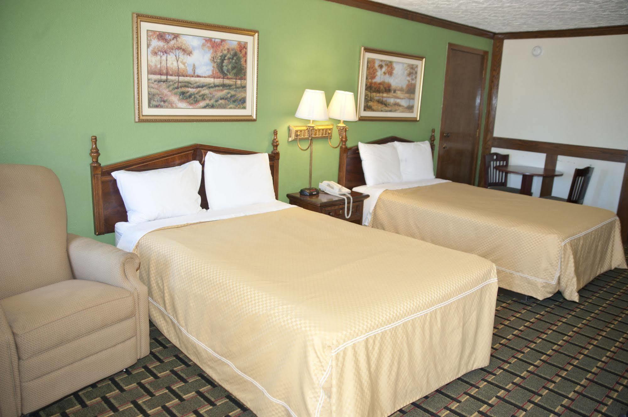 Victorian Inn & Suites Nacogdoches Ngoại thất bức ảnh