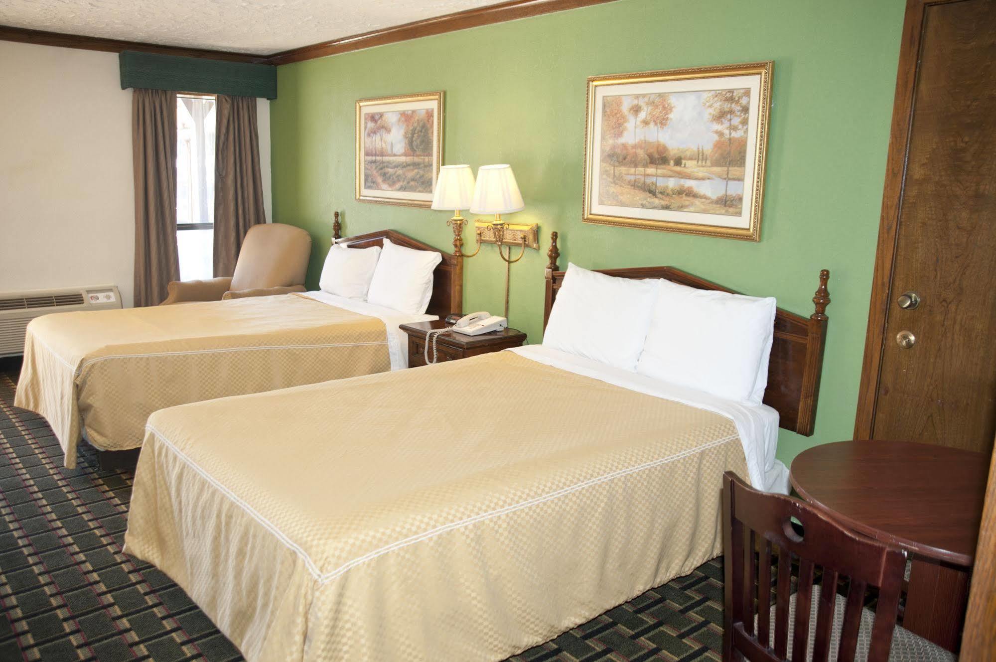 Victorian Inn & Suites Nacogdoches Ngoại thất bức ảnh